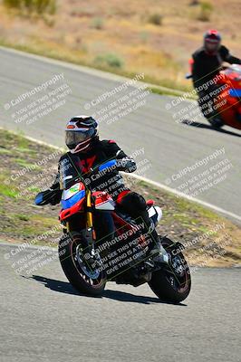 media/Apr-13-2025-TrackXperience (Sun) [[fb1ef998a6]]/Level 1 (Beginner)/Turns 4 and 6 (Session 4)/